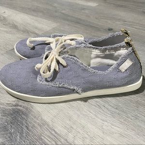 Sanuk Womens H08Y Low & Mid Tops Lace Up Fashion Sneakers